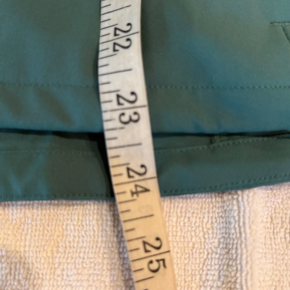 NWOT Athleta Dash Jacket Lightweight Size Small - Picture 9 of 12